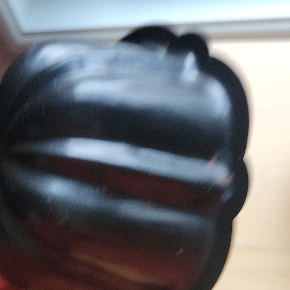 Black Non-Stick Baking Molds - Picture 4 of 6